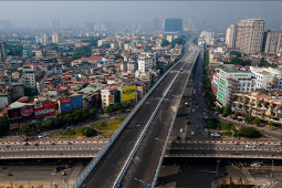 Tin tức trong ngày - Nhìn từ trên cao cầu vượt cạn dài nhất Hà Nội