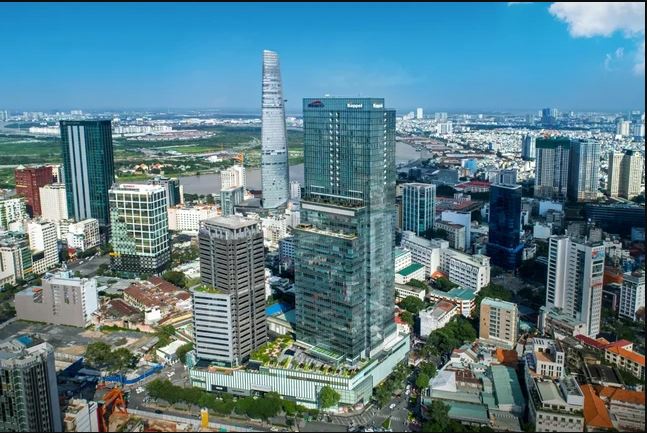 Các dự án Saigon Center I, II, III đã hoàn thành, trở thành trung tâm thương mại sầm uất bậc nhất tại TPHCM nhưng 2 dự án Saigon Center IV, V chưa được bàn giao đất sau gần 20 năm cấp phép đầu tư. Ảnh minh họa.