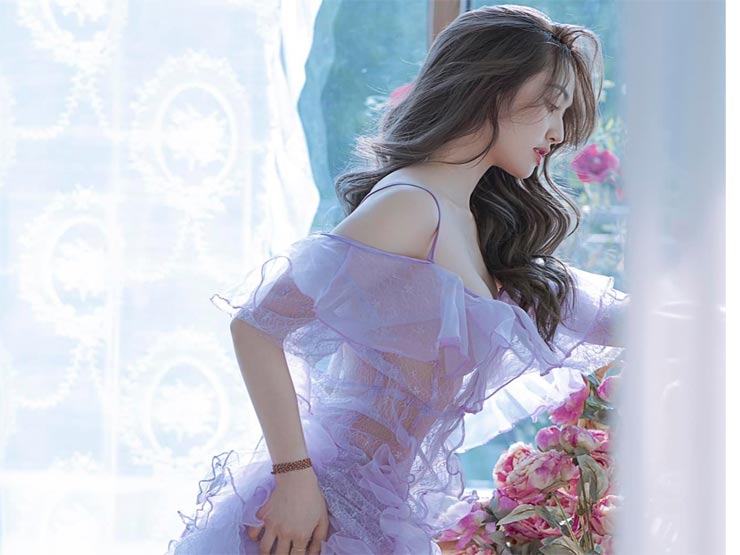 Thời trang - Hot girl "Nóng cùng World Cup" cổ vũ cho "cơn lốc màu da cam": Đẹp như nữ thần, mặc cực nổi bật