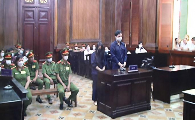 Nguyễn Võ Quỳnh Trang và Nguyễn Kim Trung Thái tại tòa