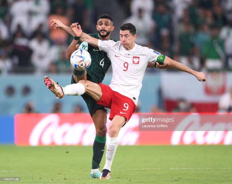 ĐT Ba Lan và Robert Lewandowski gặp vô vàn khó khăn khi đối đầu Saudi Arabia ở lượt trận thứ 2 bảng C World Cup 2022
