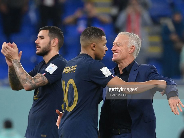 Bóng đá - Deschamps đưa Mbappe lên mây xanh, HLV Đan Mạch thua tâm phục khẩu phục