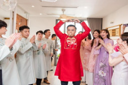 Đời sống Showbiz - Chú rể "toát mồ hôi" vượt qua thử thách để đón cô dâu HH Ngọc Hân