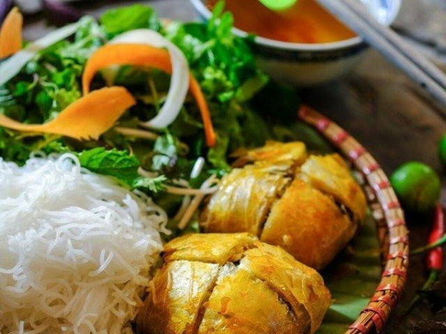 Ẩm thực - Món ngon cuối tuần: Cách làm nem cua bể vàng ươm, giòn rụm