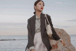 Thời trang - 5 bản phối giúp nàng có chiều cao khiêm tốn tự tin diện váy dài