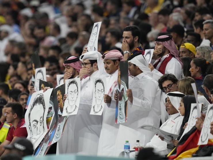 Thế giới - Fan bóng đá Qatar đáp trả hành động "lạ" của tuyển Đức