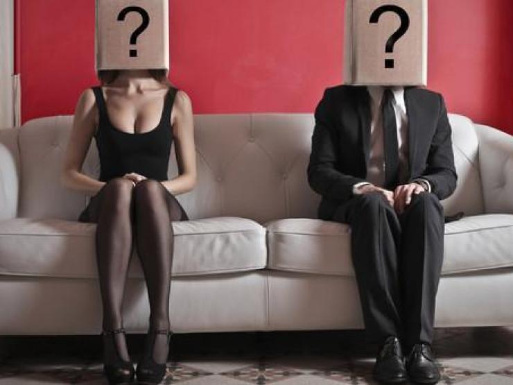 Bạn trẻ - Cuộc sống - Cơm áo không đùa với… sex !