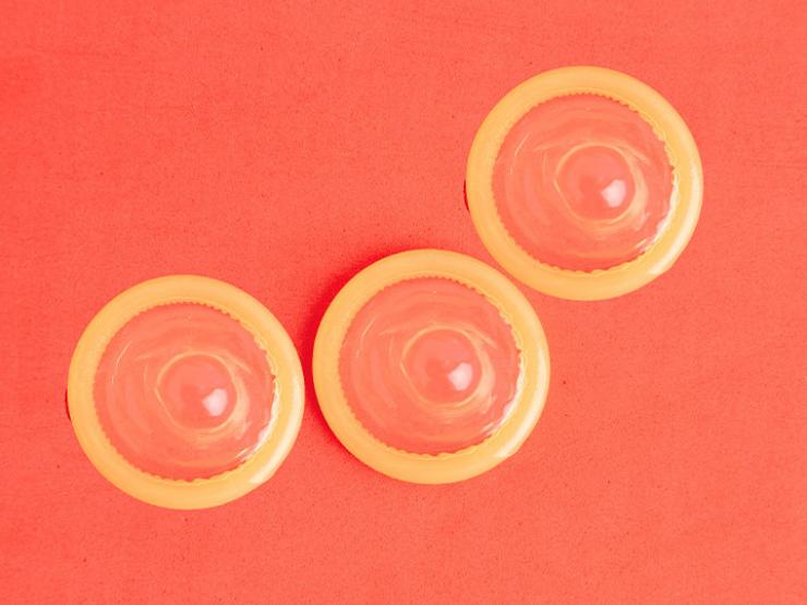 Sức khỏe đời sống - Đeo bao cao su rồi vẫn "gặp họa" chỉ vì không biết những điều này
