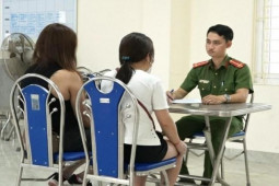 Pháp luật - Triệt phá nhiều tụ điểm mại dâm ở "khu Macau" Đồng Hới