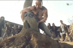 "Lỗ Trí Thâm" ăn một lần hết 60 lòng trắng trứng, ngoài đời đi xe 3...