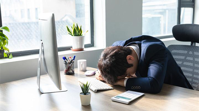 6 căn bệnh dễ mắc phải nhất khi nam giới thức khuya xem bóng đá - 4