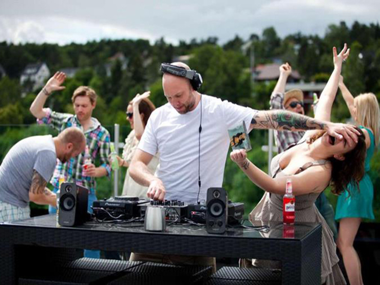 Tranh vui - Bắt gặp khoảnh khắc khó đỡ khiến nhiều người cười đến "khó thở"