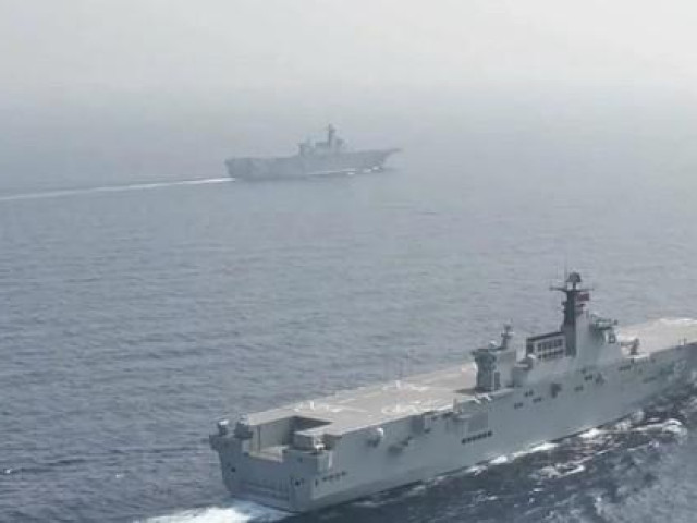 Thế giới - Trung Quốc tuyên bố hai tàu đổ bộ tấn công sẵn sàng trực chiến