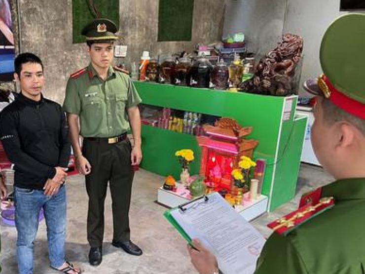 Pháp luật - Đánh sập ổ cá độ chỉ trong 1 tuần World Cup đã giao dịch gần 30 tỷ đồng