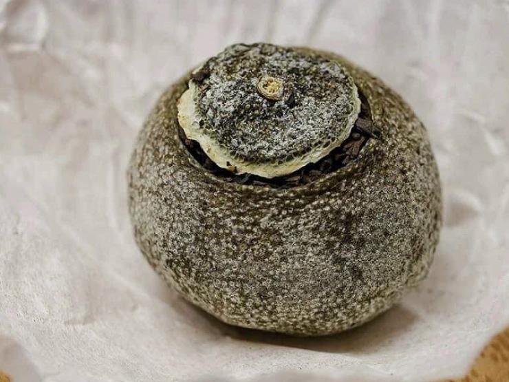 Bất ngờ loại đặc sản nhìn như quả quýt khô nhưng giá lên tới 5 triệu đồng/kg