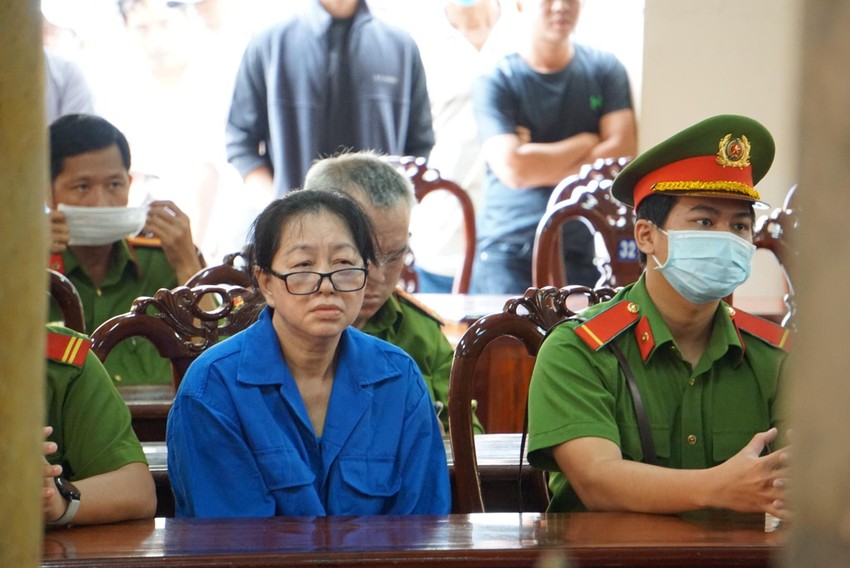 Bà trùm buôn lậu Nguyễn Thị Kim Hạnh bị tòa xét xử trong một vụ án khác. Ảnh: HD