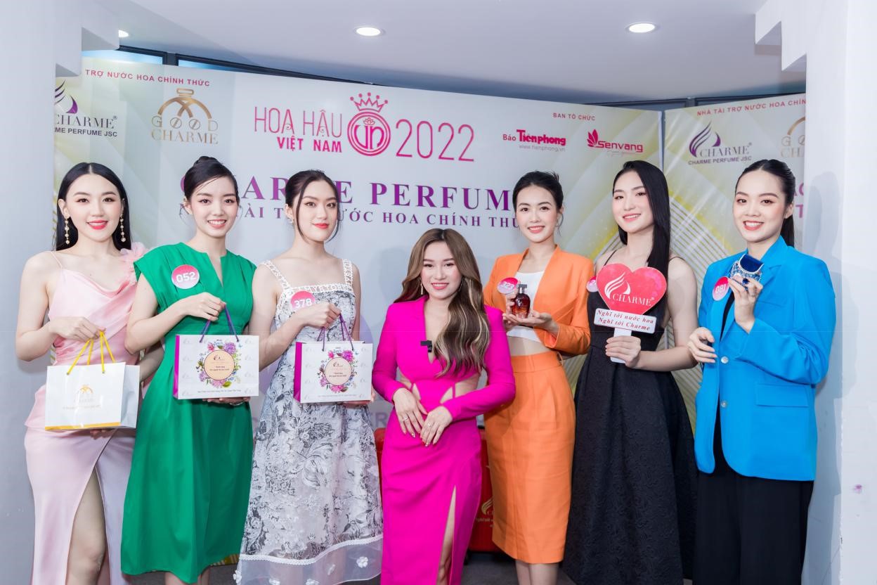 Top 35 HHVN 2022 khám phá mùi hương nước hoa cùng CEO Charme Perfume Nguyễn Thị Thu Hường - 5