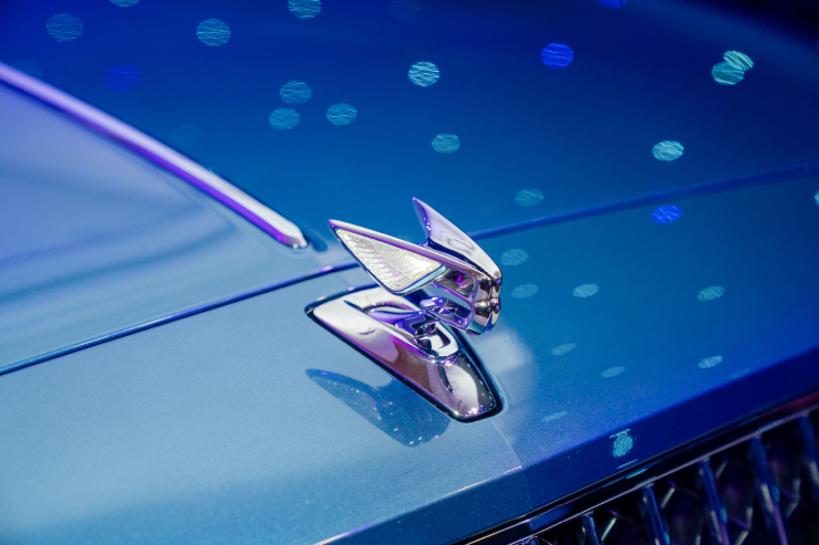 Bentley ra mắt xế hộp siêu sang Flying Spur Hybrid hoàn toàn mới tại Việt Nam - 2