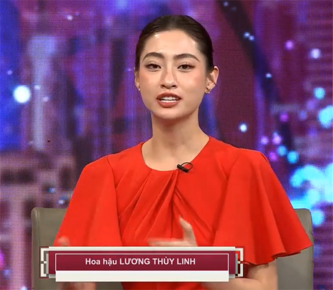 Hoa hậu Lương Thùy Linh là khách mời nhận xét bình luận trận Ghana - Bồ Đào Nha ở bảng H ngày 24/11.
