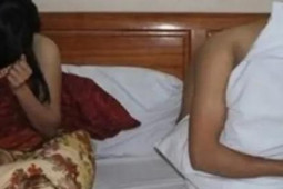 Bạn trẻ - Cuộc sống - "Tòm tem" với goá phụ, vợ đến tận nơi bắt quả tang thì chồng nhanh chân chạy trốn để lại nhân tình