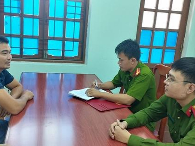 Pháp luật - Nam thanh niên cầm rựa kề cổ đòi xử hàng xóm vì tiền đền bù