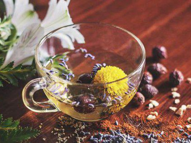 Sức khỏe đời sống - 4 loại trà thảo dược tăng cường thị lực trong mùa World Cup