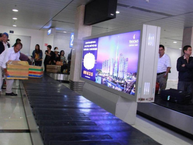 Tin tức trong ngày - Vì sao hành khách chờ hành lý rất lâu ở Tân Sơn Nhất?