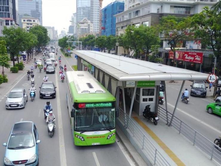 Tin tức trong ngày - Kéo người dân đến với buýt: Làm sao để người đi xe cá nhân nhìn xe buýt với con mắt ghen tị