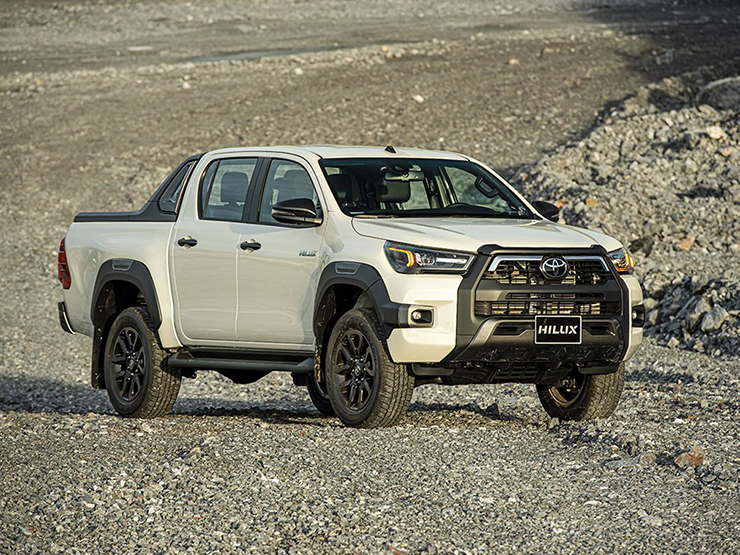 Tin tức ô tô - Toyota Hilux 2023 được đại lý nhận đặt cọc, giá dự kiến từ 740 triệu đồng