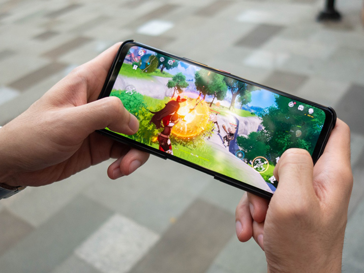 Thời trang Hi-tech - Những flagship 1 năm tuổi vẫn chơi game “mượt”, giá siêu “ngon”