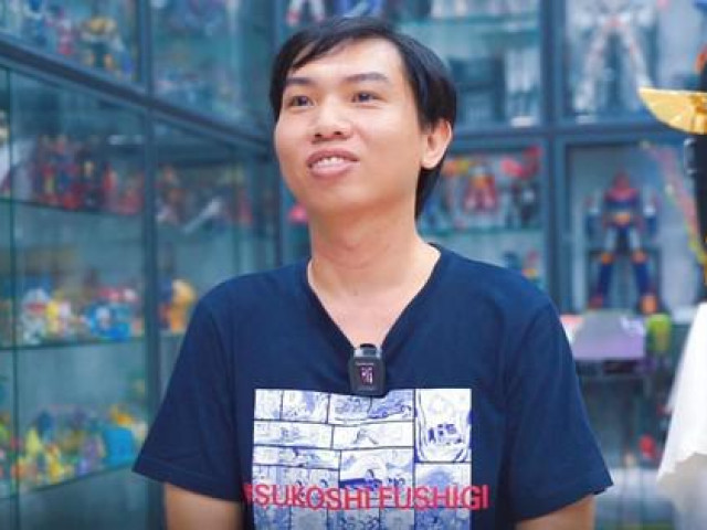 Bạn trẻ - Cuộc sống - Chàng trai sở hữu "gia tài" mô hình robot khủng