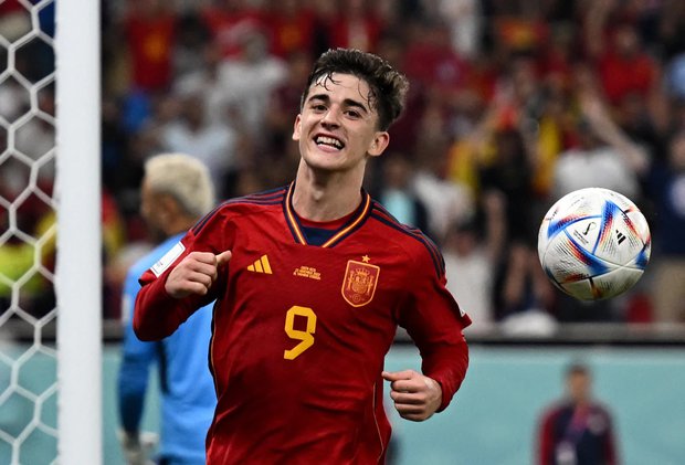 Gavi của Tây Ban Nha là cầu thủ trẻ nhất tham gia World Cup năm nay