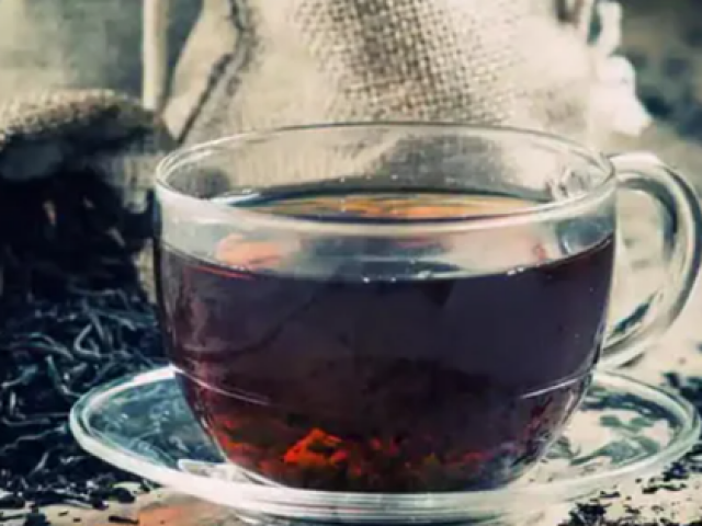 Uống trà đen mỗi ngày có thể có lợi cho sức khỏe của bạn khi về già