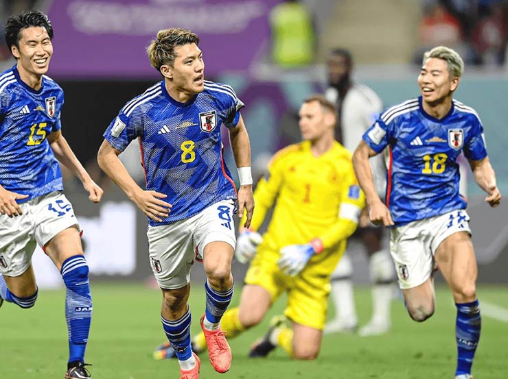 Nhật Bản chiến thắng 2 cựu vương World Cup trong cùng một bảng đấu