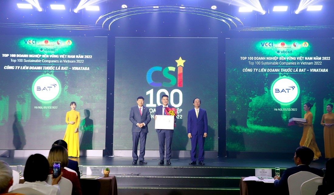 BAT Việt Nam được vinh danh trong “Top 100 Doanh nghiệp Bền vững Việt Nam” tại Lễ công bố Doanh nghiệp Bền vững tại Việt Nam năm 2022.