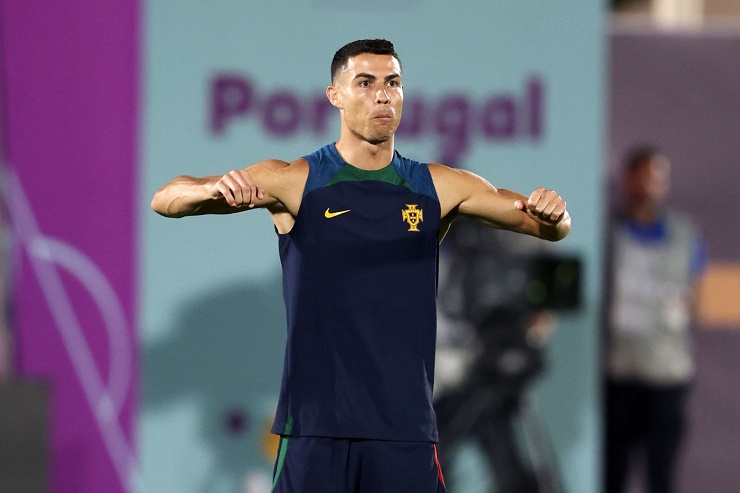 Ronaldo trở lại tập luyện&nbsp;trước trận Bồ Đào Nha gặp&nbsp;Hàn Quốc