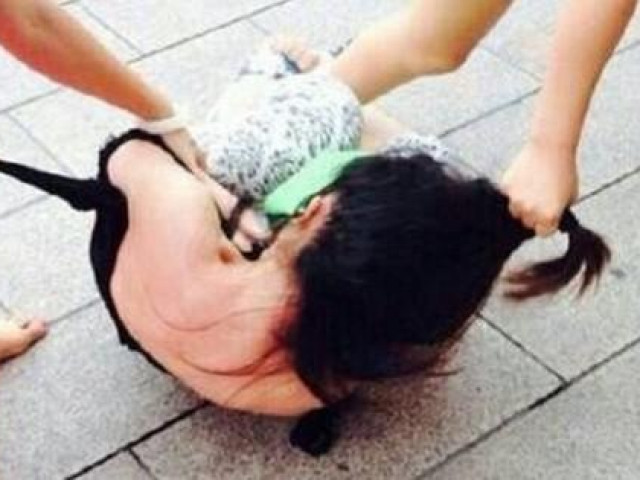 Bạn trẻ - Cuộc sống - Màn đánh ghen tốn kém của vợ