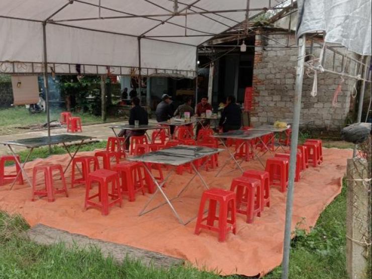 Pháp luật - Hai bác cháu tử vong bất thường trước sân nhà, trên người có vết thương