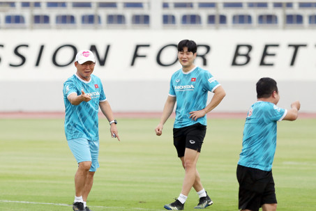 Hàn Quốc lập kỳ tích World Cup, thầy Park vui hơn khi cho ĐTVN "luyện công"