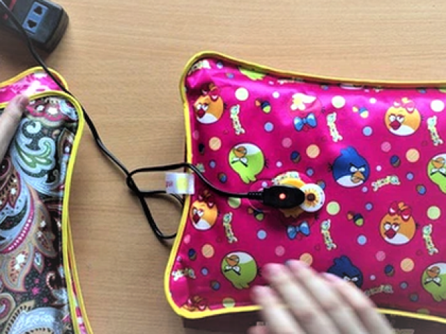 Thị trường - Tiêu dùng - Túi sưởi đắt khách ngày rét và những lưu ý nên biết để tránh bị bỏng khi dùng