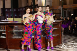 Đỗ Hà, Mai Phương, Lương Thuỳ Linh diễn thời trang trong show của Vũ Ngọc&Son