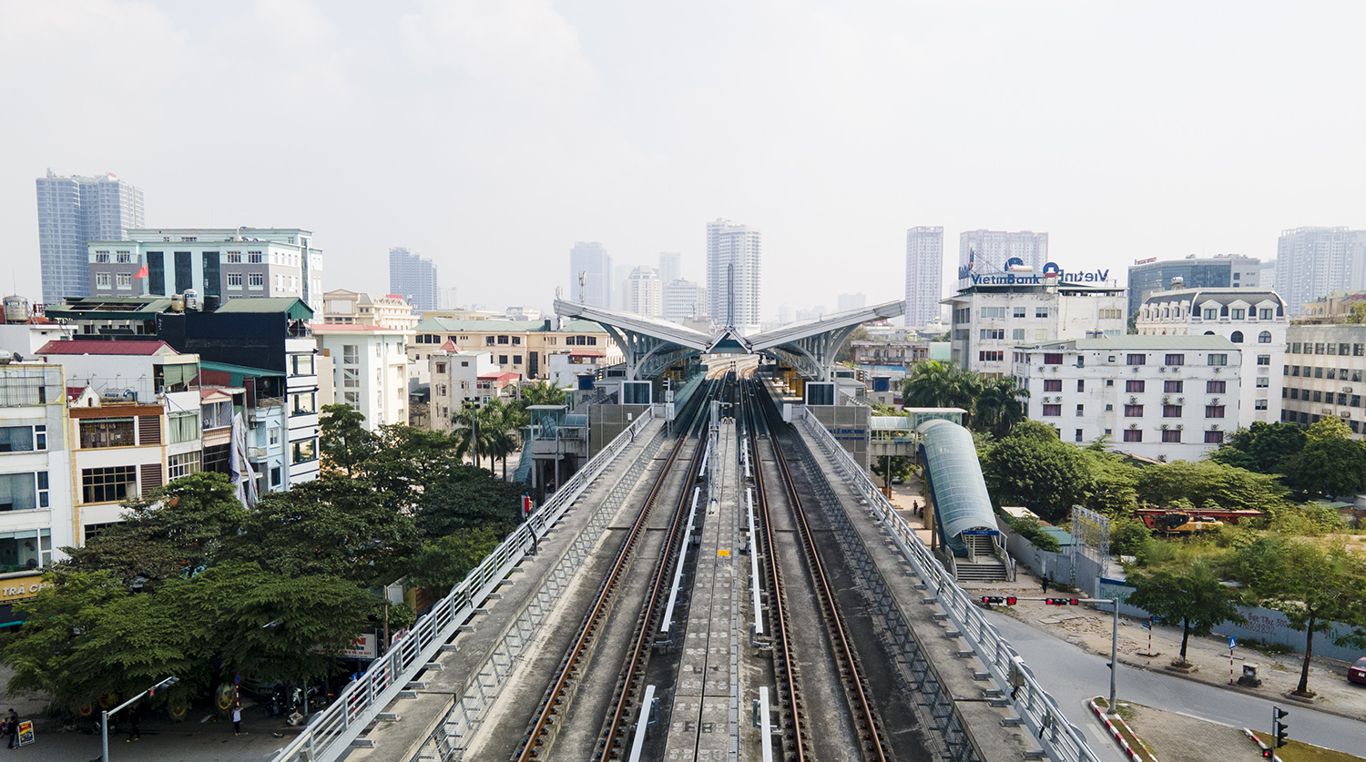 Nhìn từ trên cao tuyến đường sắt đô thị Nhổn - Ga Hà Nội trước ngày chạy thử - 9