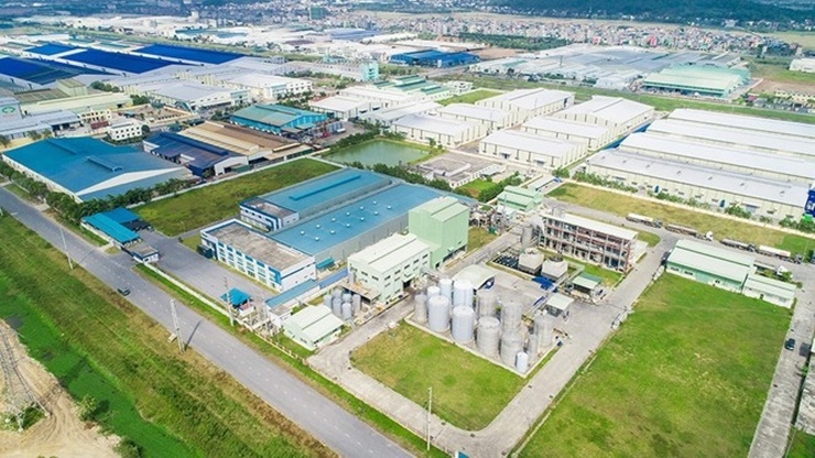 Tốc độ tăng trưởng GRDP 6 tháng đầu năm 2022 đạt 13,41% đứng thứ 3/63 tỉnh, thành phố; thu ngân sách nhà nước đạt 31.183 tỷ đồng, vượt 11% dự toán năm 2022.
