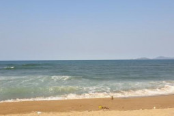 Pháp luật - Một buổi sáng, 2 thi thể trôi dạt vào biển Quảng Nam