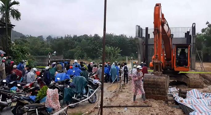 Quốc lộ 40B qua huyện Bắc Trà My bị chia cắt