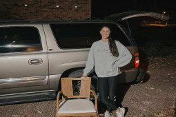 Kinh doanh - Gom “rác” rồi đăng bán trên Facebook, cô gái kiếm tiền tỷ "ngon ơ"