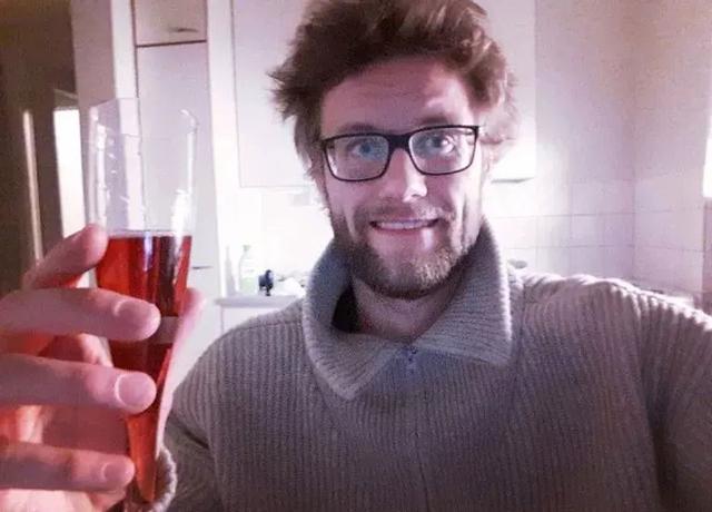 Xem phim "người lớn" thường xuyên có thể gây teo não - 2