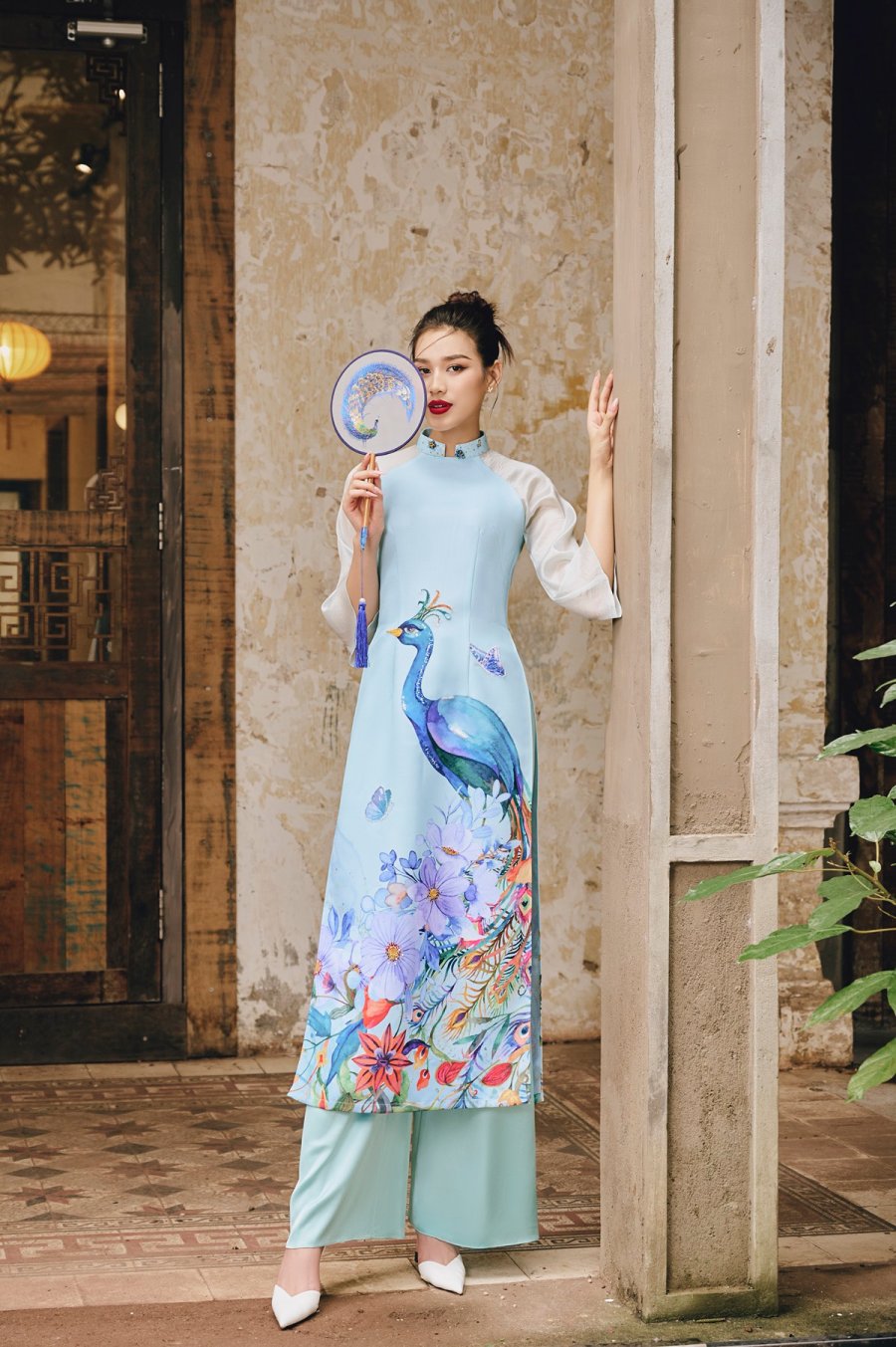 Đỗ Hà, Lương Thùy Linh khoe khí chất sang chảnh khi diện áo dài Tết - 2
