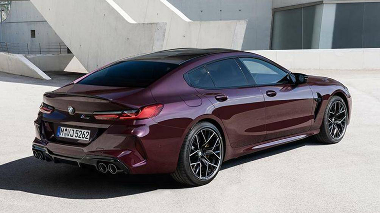 9. BMW M8 Gran Coupe (tốc độ tối đa: 304 km/h)
