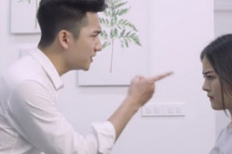 Bạn trẻ - Cuộc sống - Bỗng dưng được nhiều "trai lạ" tán tỉnh, vợ choáng váng khi biết được chồng đứng đằng sau mọi chuyện